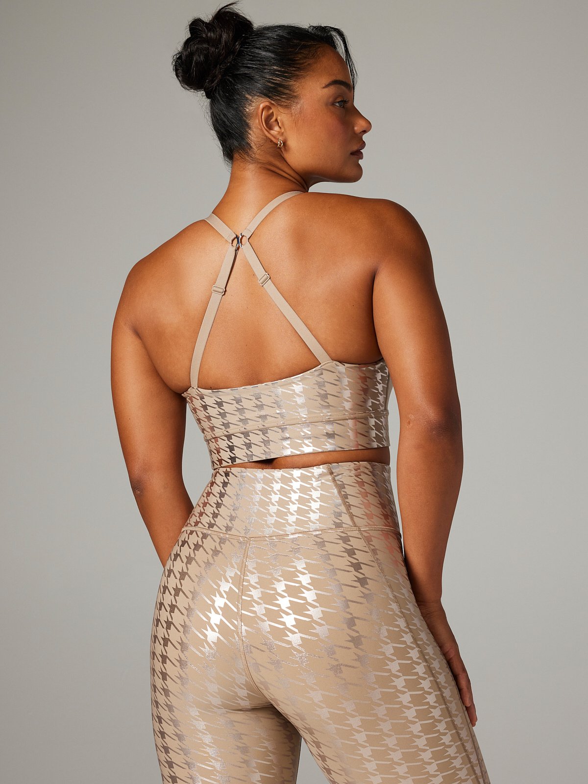 BAND-IT-HOUNDSTOOTH-LOW-IMPACT-SPORTS-BRA-SV2356788-8331-2-1200×1600