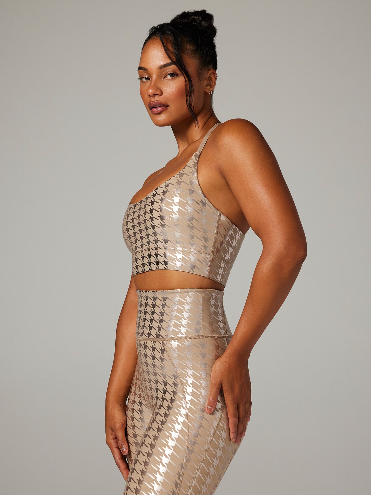 BAND-IT-HOUNDSTOOTH-LOW-IMPACT-SPORTS-BRA-SV2356788-8331-3-1200×1600