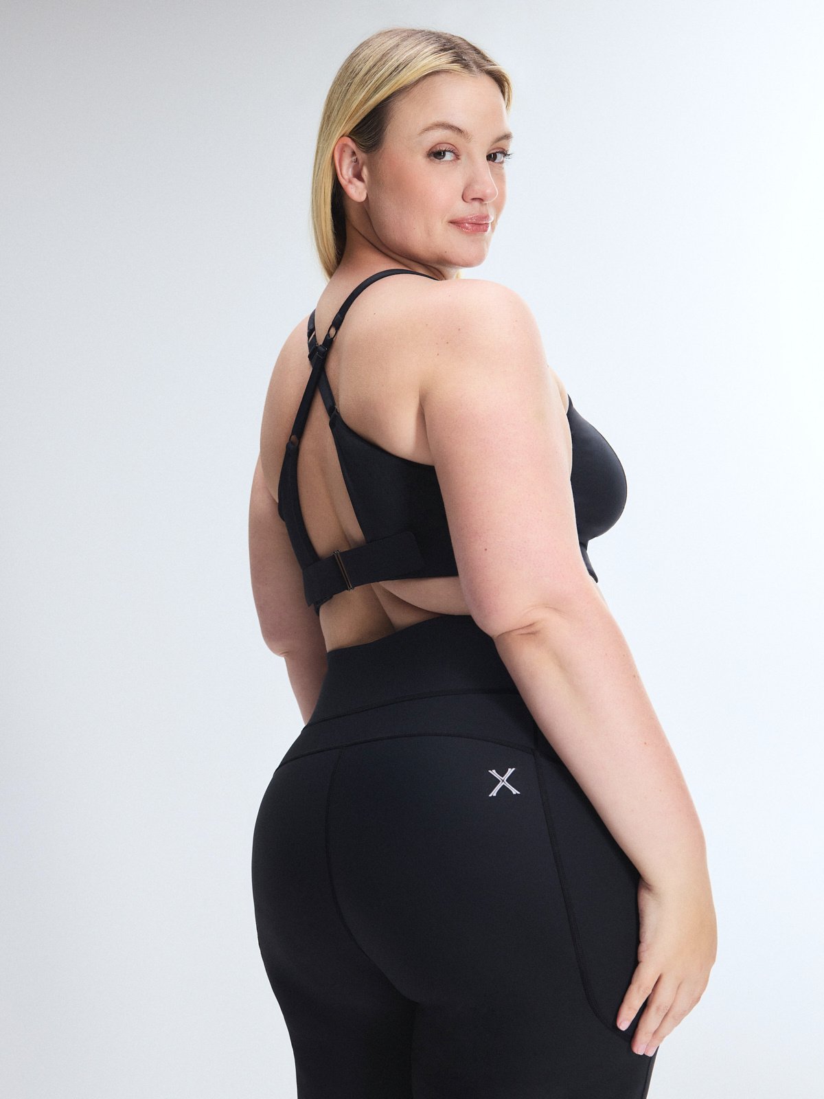 COOL-CURVES-HIGH-IMPACT-ZIP-UP-SPORTS-BRA-SV2500517-1533-2-1200×1600