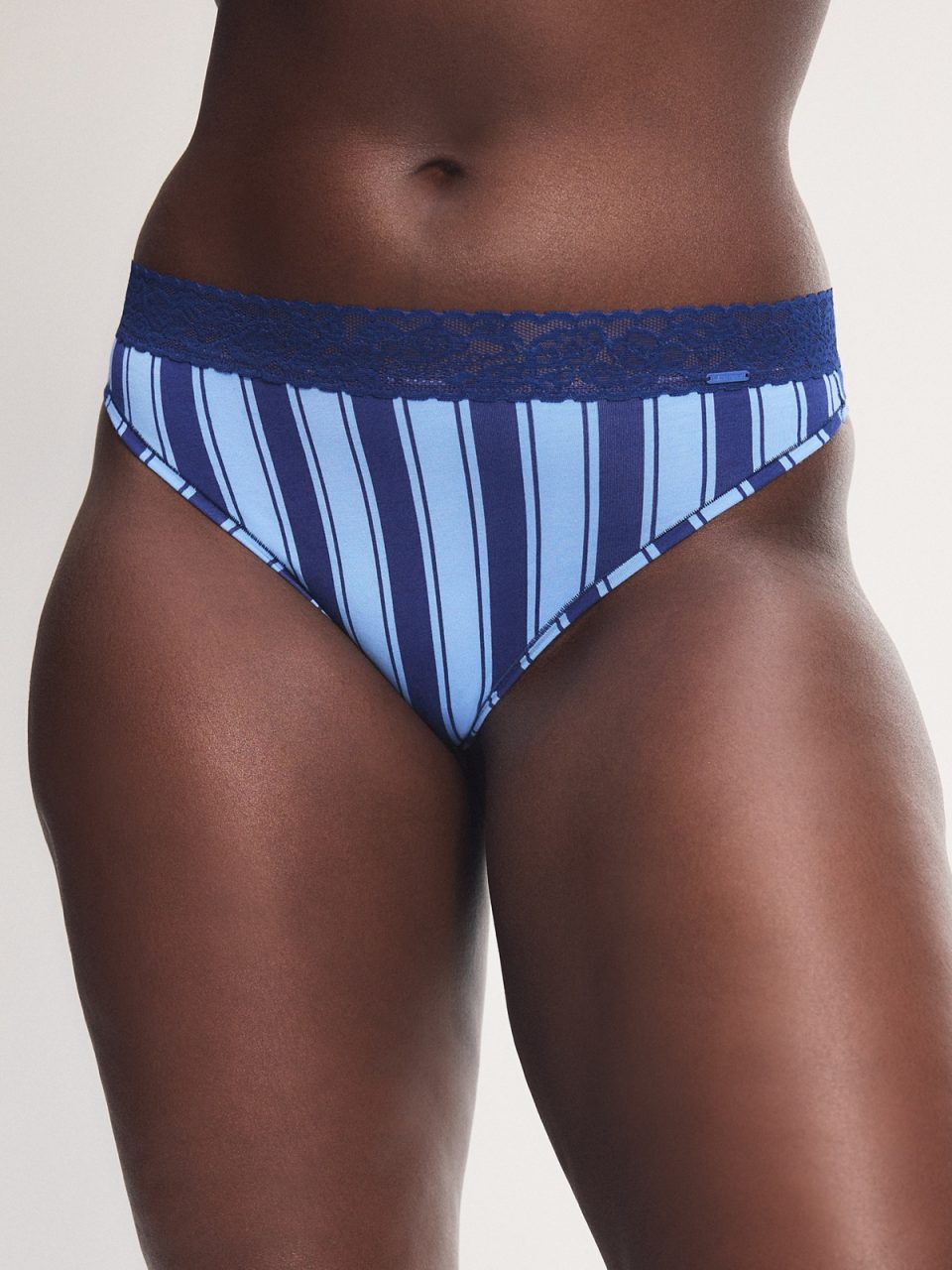 Cotton Essentials Lace-Trim Thong Panty