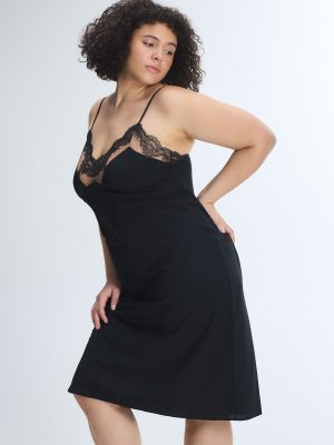 Lacestruck Sleep Slip