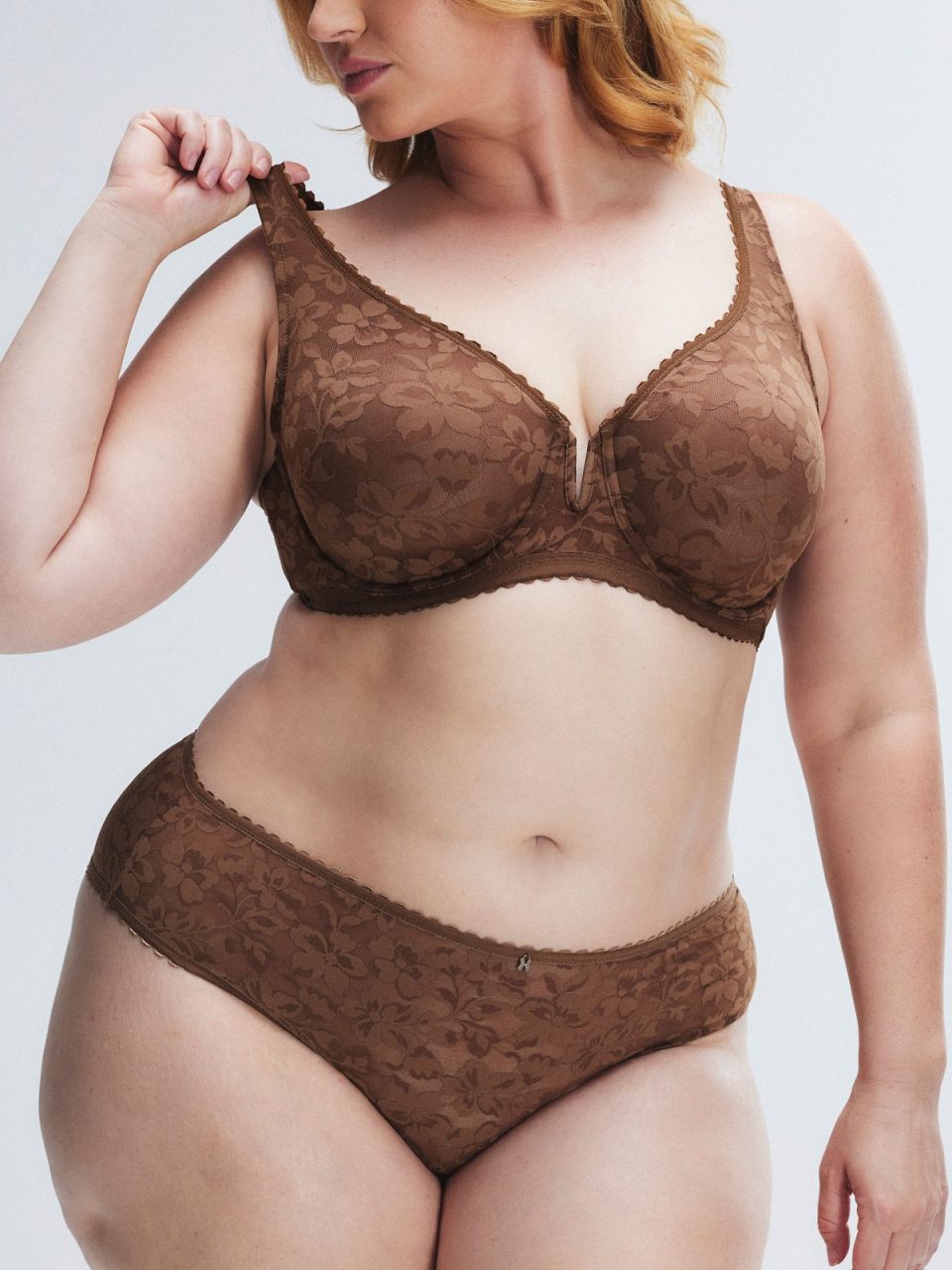 Lavish Lace Unlined Full-Coverage Bra