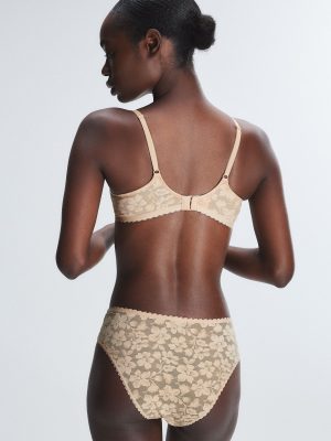 Lavish Lace Unlined Plunge Bra