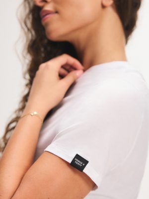 Light Layer Crossover Crewneck Tee