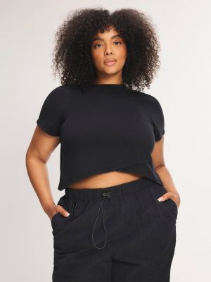 Light Layer Crossover Crewneck Tee