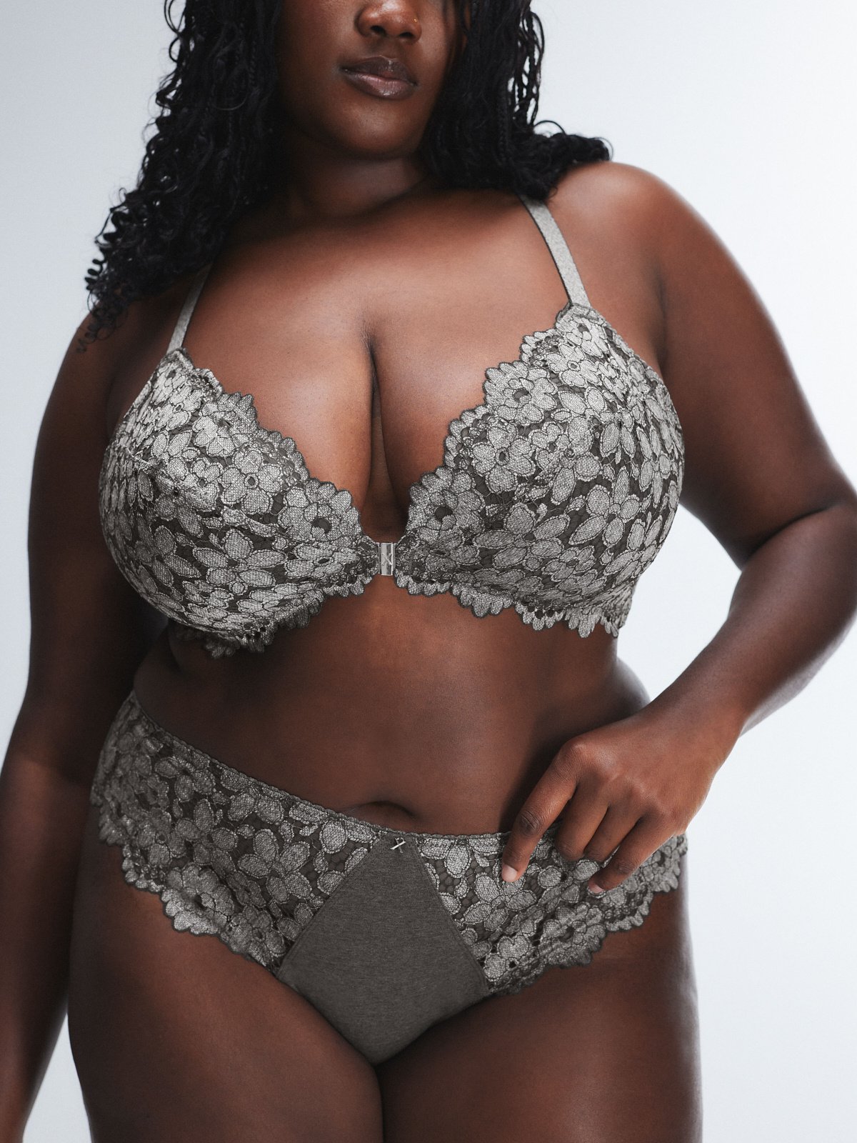 PLAYDATE-LACE-BRALETTE-BB2500531-1518-4-1200×1600