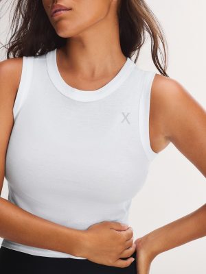 Plot Twist Crossover Tank