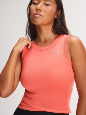 Plot Twist Crossover Tank