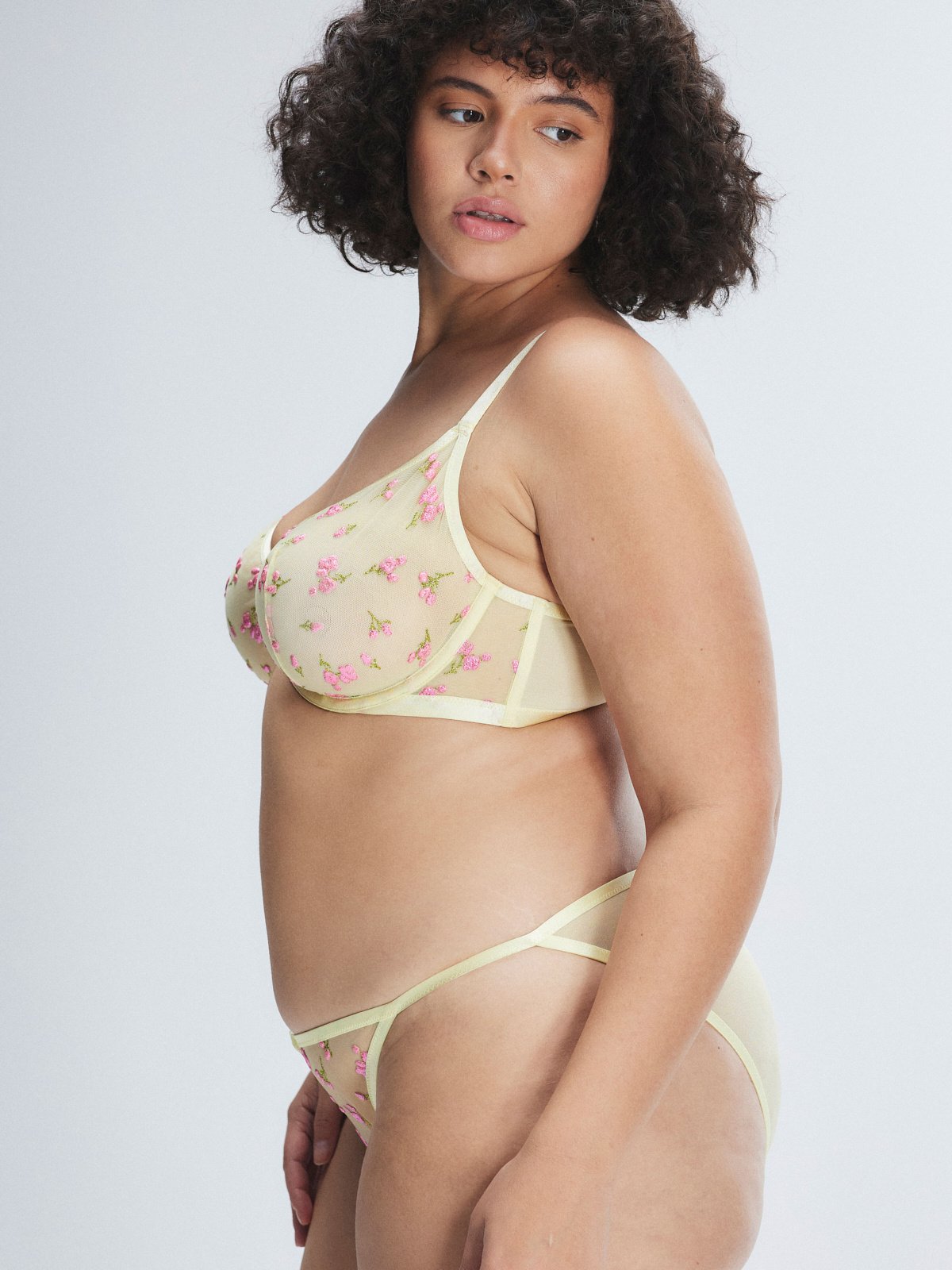 PUFF-FLOWERS-STRING-BIKINI-PANTY-UD2500585-12485-3-1200×1600