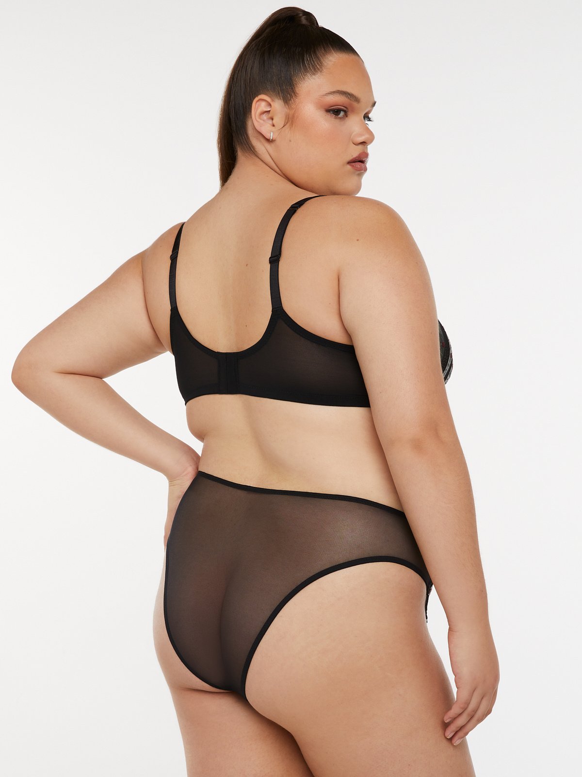 RENAISSANCE-ROSE-BRAZILIAN-PANTY-UD2252328-0687-4-1200×1600