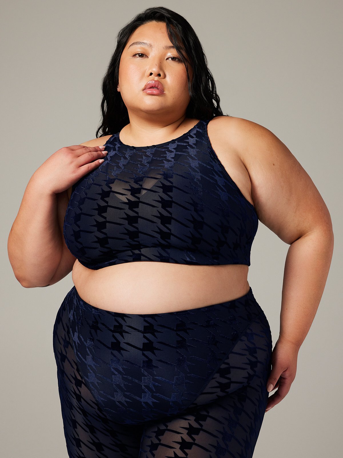 RISQUE-TAKER-HOUNDSTOOTH-MEDIUM-IMPACT-SPORTS-BRA-SV2356810-8706-2-1200×1600