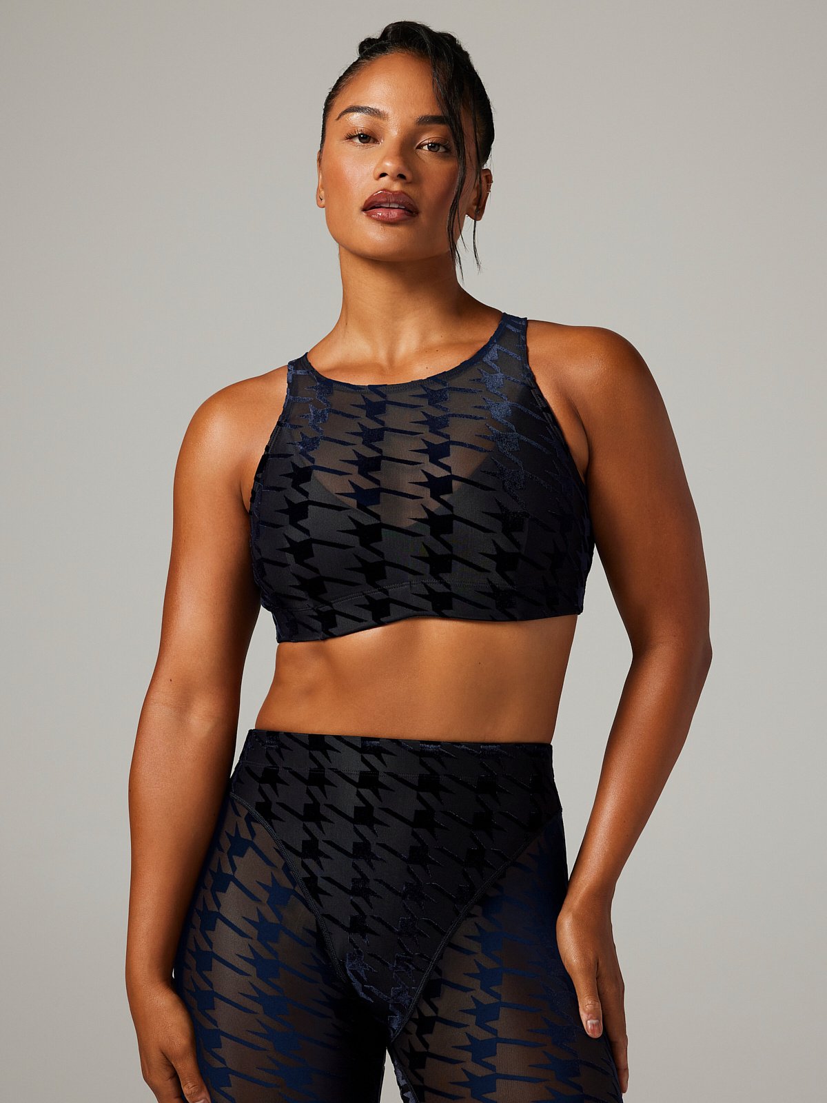 RISQUE-TAKER-HOUNDSTOOTH-MEDIUM-IMPACT-SPORTS-BRA-SV2356812-8706-1-1200×1600