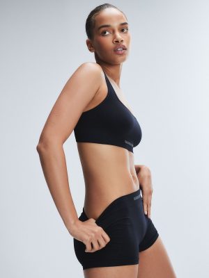 Seamless Scoop-Neck Bralette