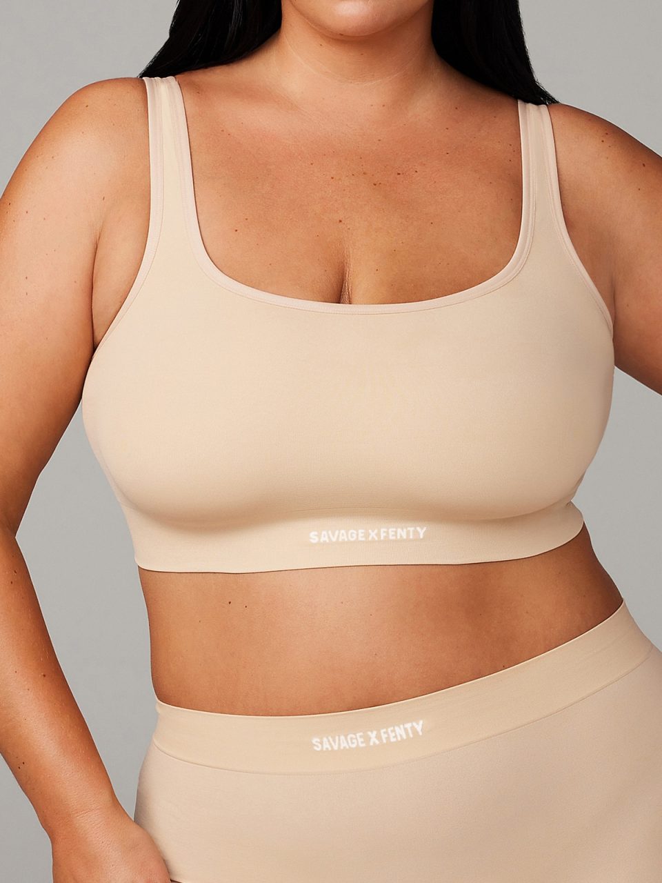 Seamless Scoop-Neck Bralette