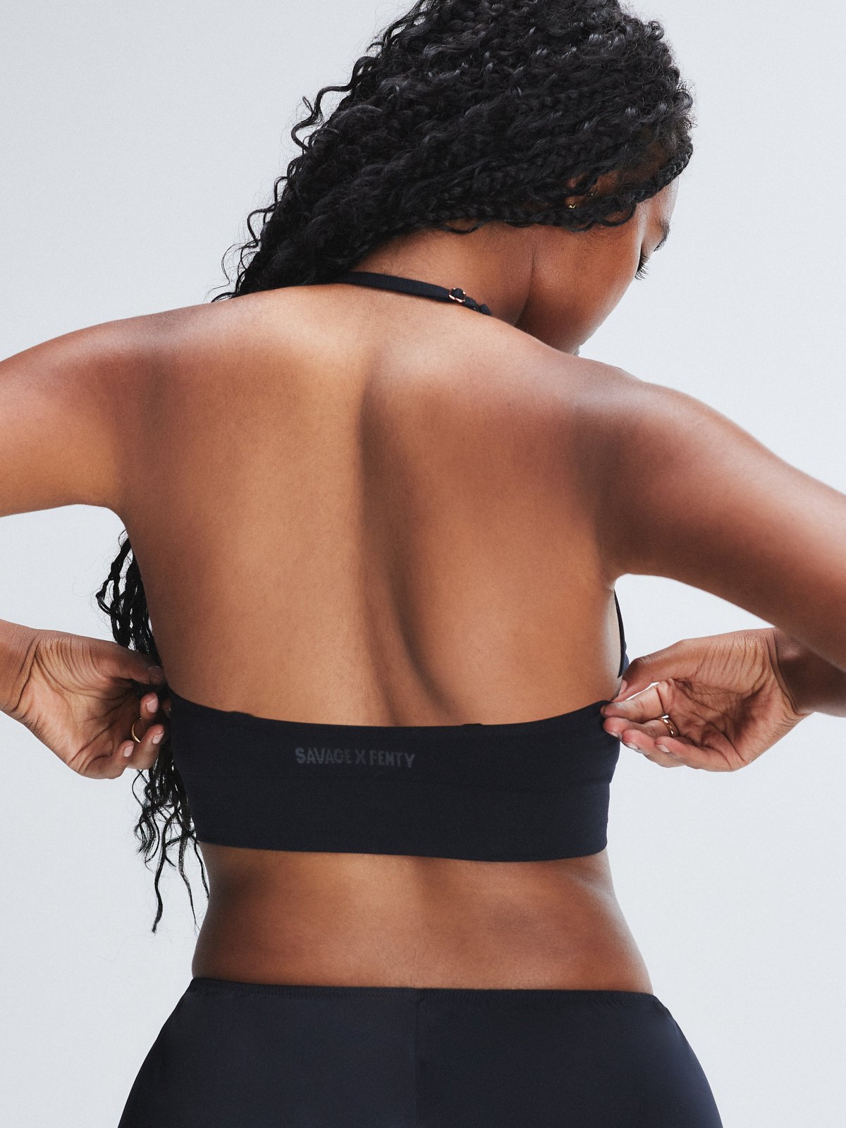 SEAMLESS-HALTER-BRALETTE-BB2500509-1533-3-1200×1600