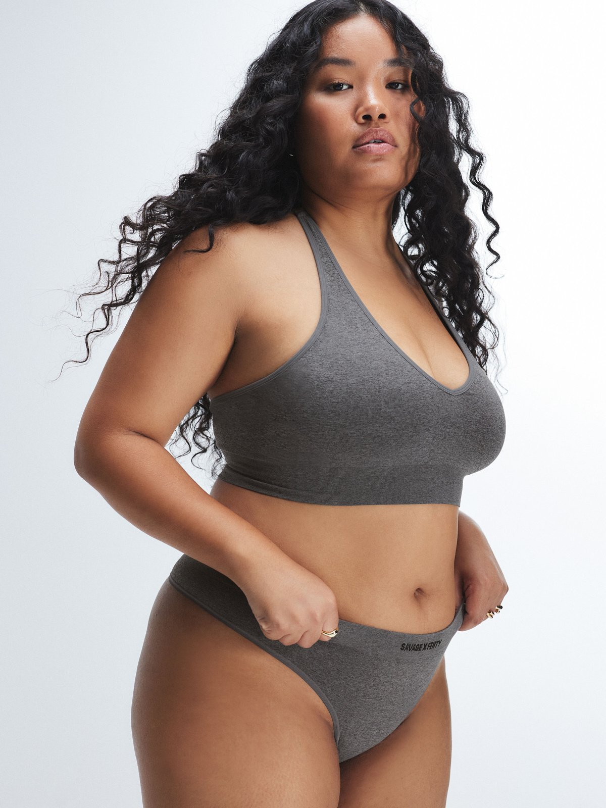 SEAMLESS-HALTER-BRALETTE-BB2500512-0886-3-1200×1600