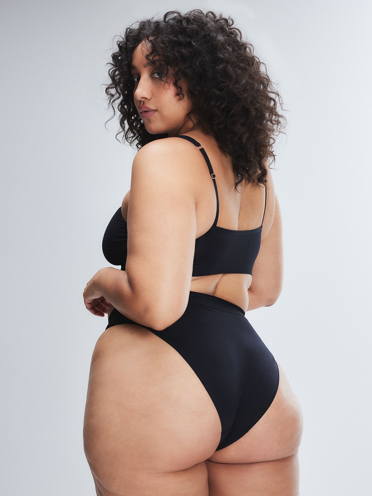 SEAMLESS-HIGH-WAIST-BIKINI-PANTY-UD2357472-0687-2-1200×1600