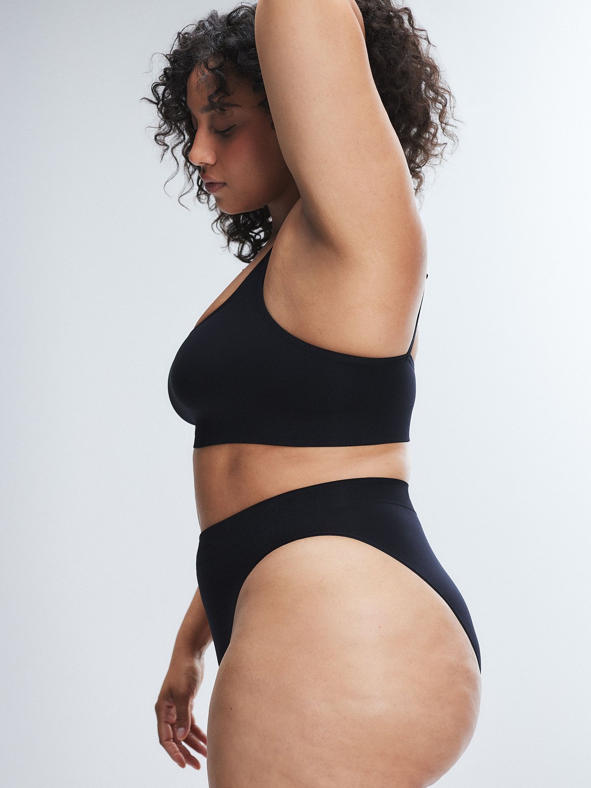 SEAMLESS-HIGH-WAIST-BIKINI-PANTY-UD2357472-0687-3-1200×1600