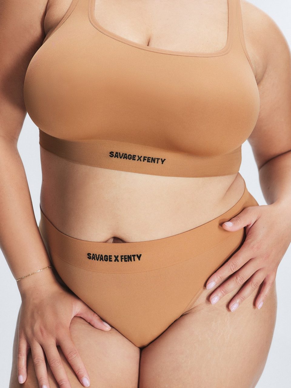 Seamless High-Waist Bikini Panty