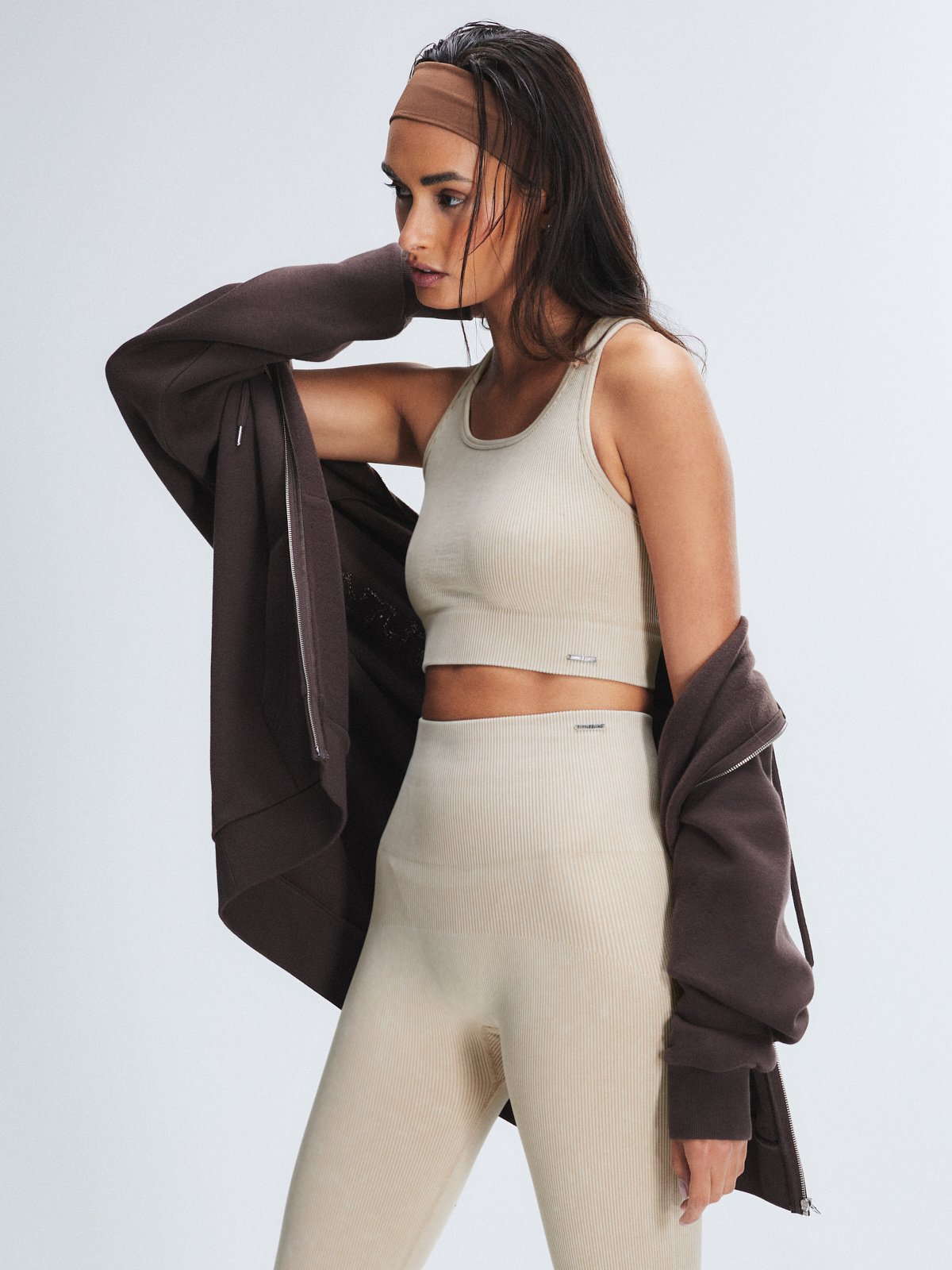 SEAMLESS-SPORT-HIGH-WAIST-LEGGING-XB2500501-11854-4-1200×1600