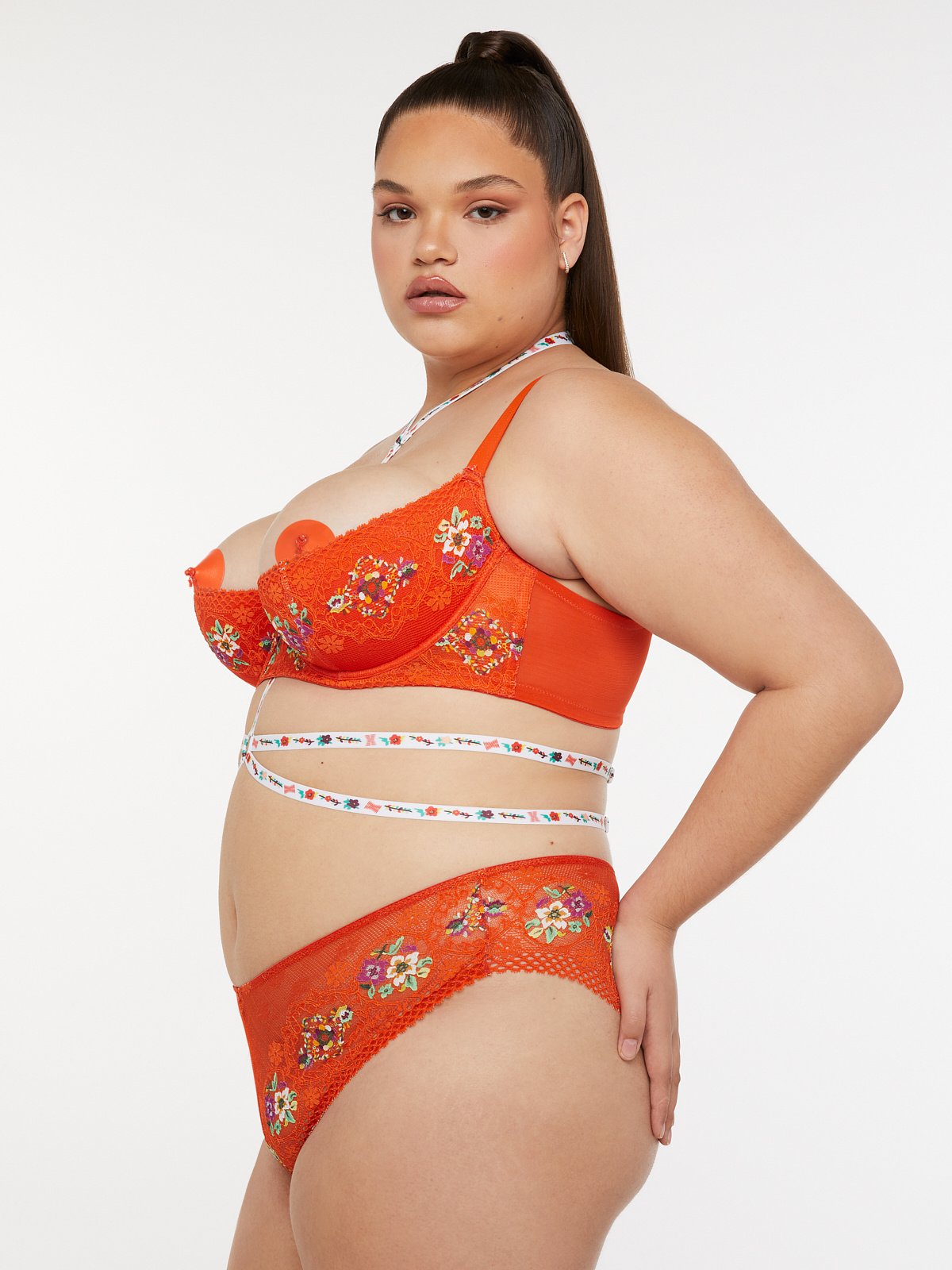 SECRET-GARDEN-BODY-HARNESS-AC2252244-10769-3-1200×1600