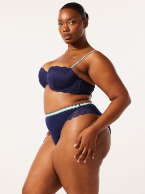 Serving Courtside Lightly Lined Balconette Bra