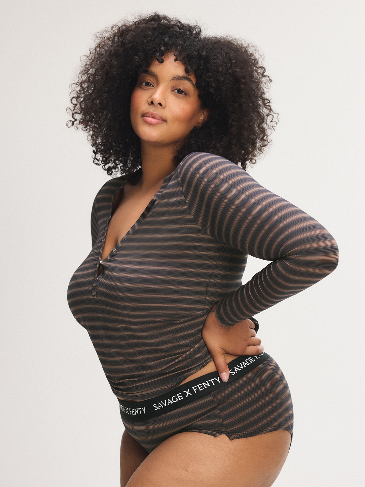 SHEER-LINE-SLEEP-HENLEY-SQ2500618-1533-5-1200×1600