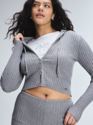 Très Soft Zip-Up Hoodie