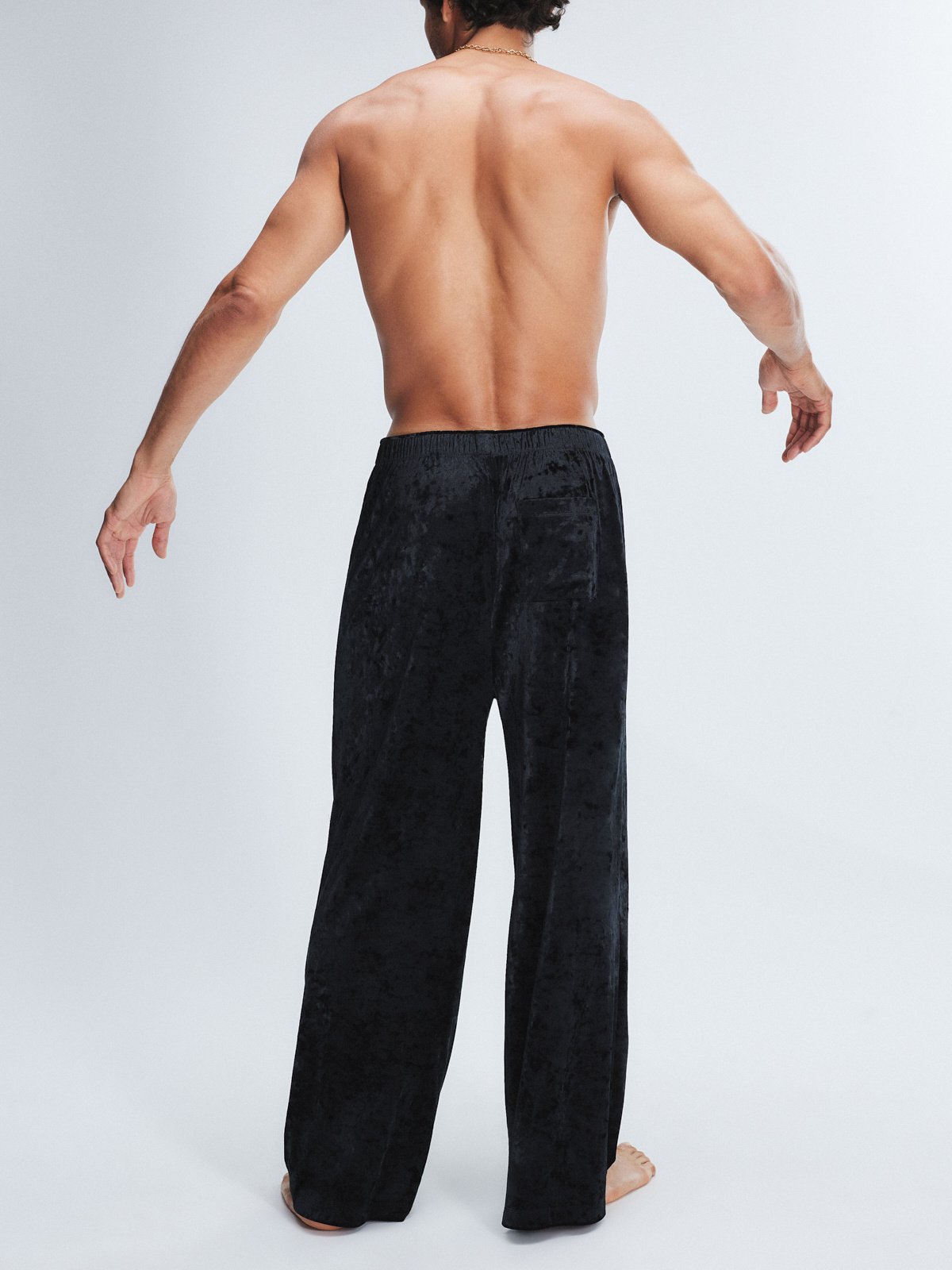 WHISKEY-ROOM-VELVET-SLEEP-PANT-SQ2253087-0687-2-1200×1600