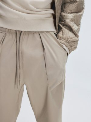 Woven Jogger
